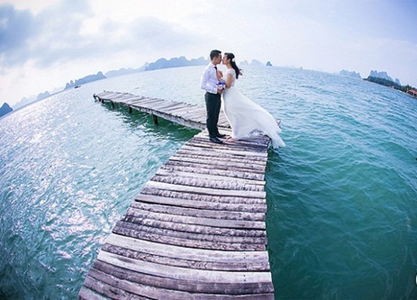 Wedding photos in “heaven” island