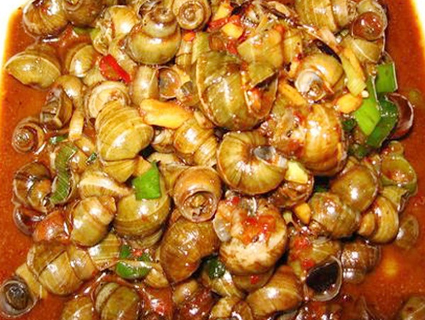Fried Sea Snails with Chili Sauce