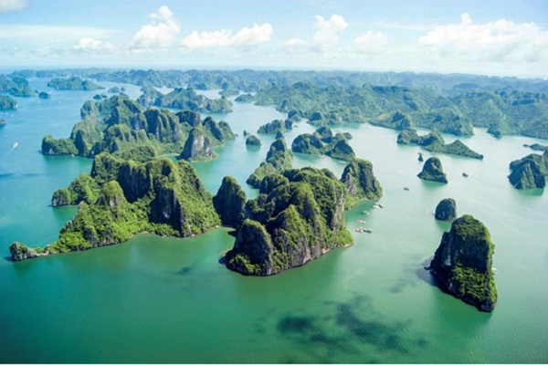 Halong Bay has a high density of rocks, caves and islands.