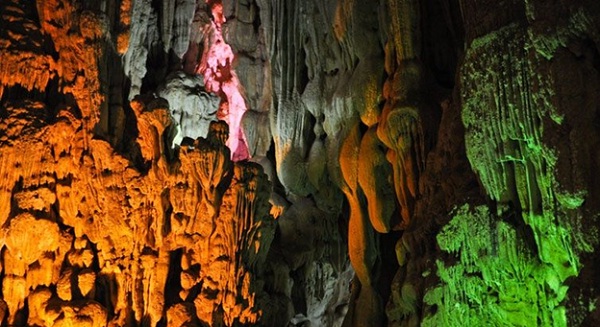 Trinh Nu cave with its myth of love