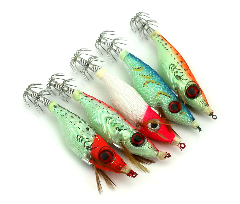 There are many kinds of fake bait for you to choose