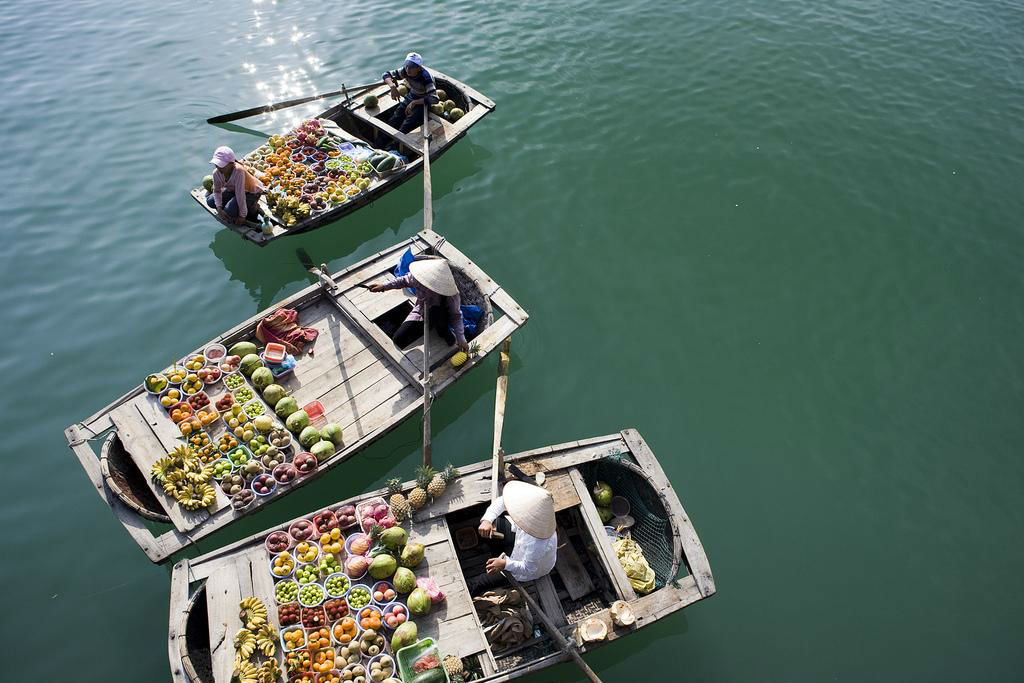 Local people are trading on Vung Vieng floating village