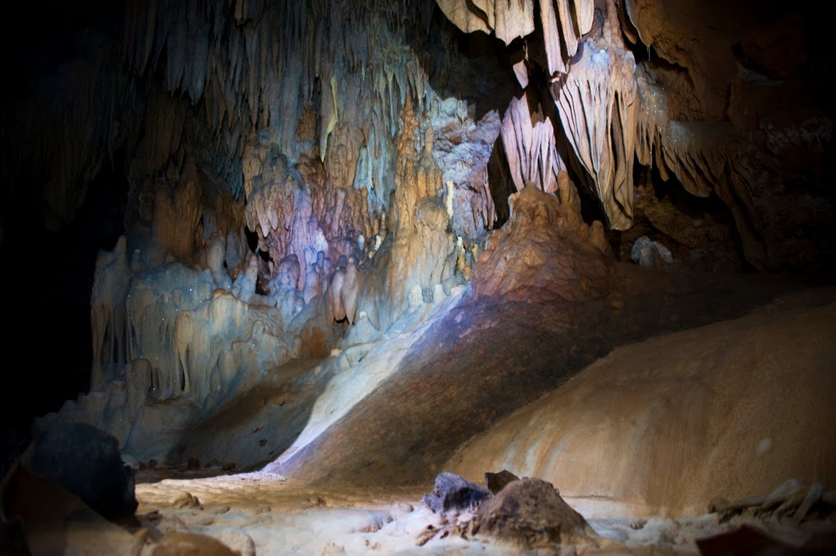 The unique stalactites in Trinh Nu cave