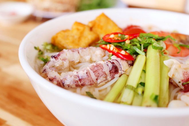 Bun Hai San is a nutritious breakfast of the local 