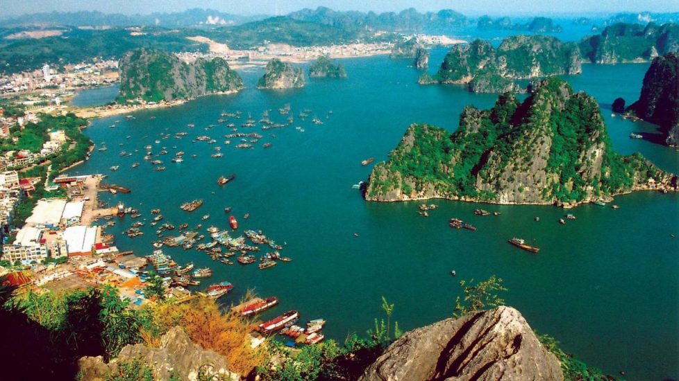 How to get to Halong Bay?