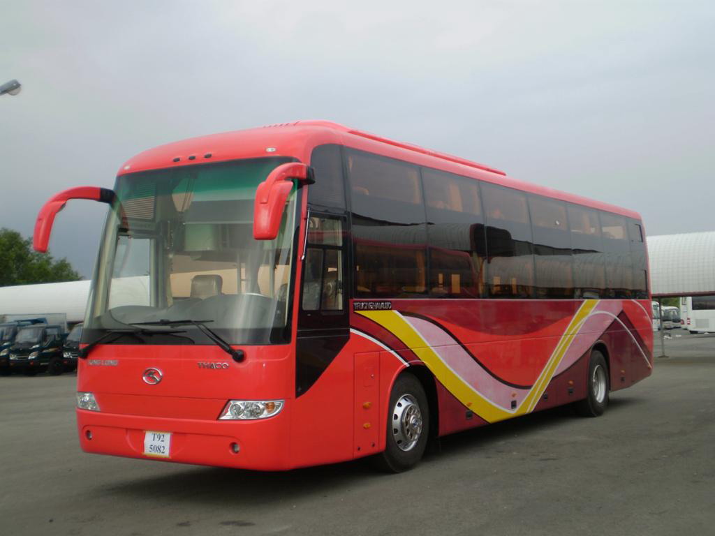 Hoang Long bus to Cat Ba Island