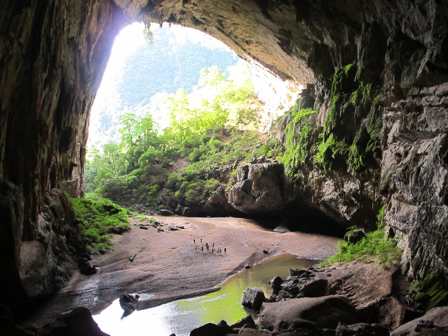 Chuot cave in Quang Binh