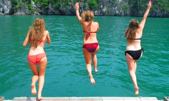Swimming in Halong 