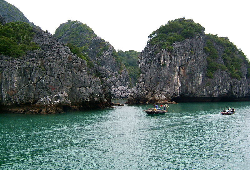 To make the most of your trip to Halong Bay