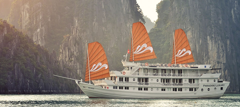 Paradise Cruise Halong Bay – an ideal paradise for visitors