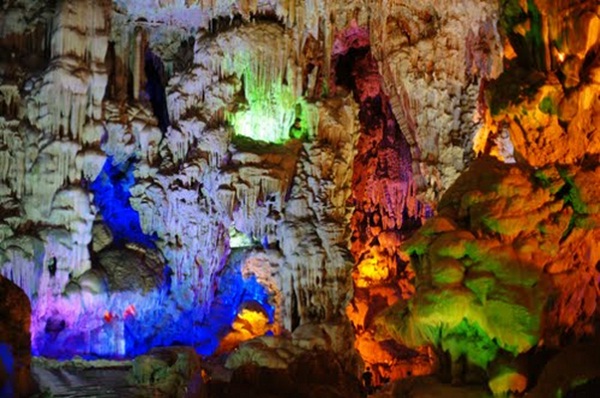  Thien Cung Cave is made of abundant stalagmites