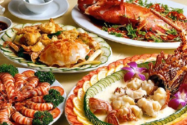 Delicious foods in Halong