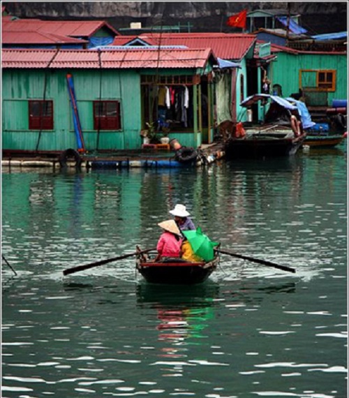Vong Vieng floating village - Flickr