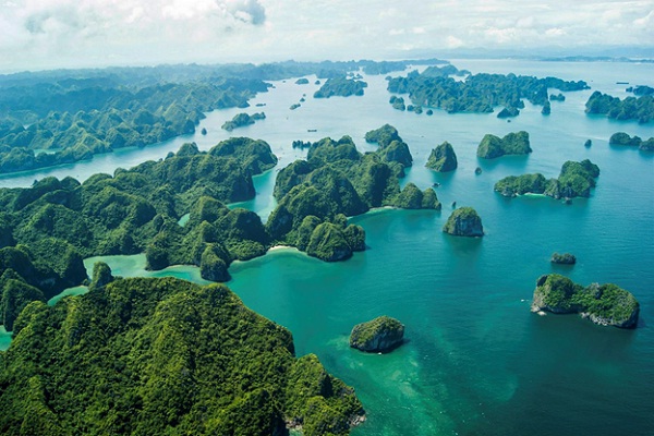 Halong bay is full of islands