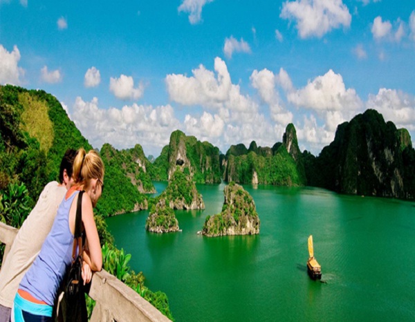 When to visit Halong