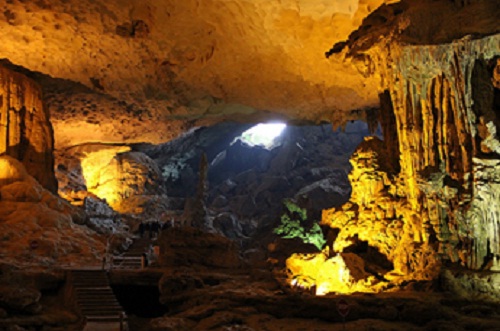 Kim Quy cave