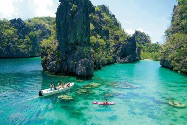 The beauty of Halong Bay