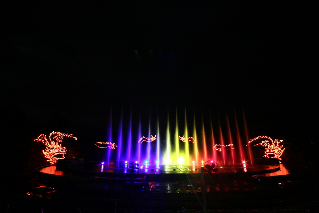 Music water show in Tuan Chau