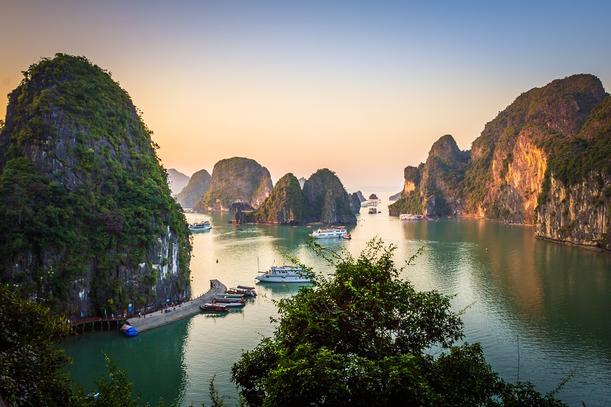 The magnificent Halong bay will blow your imagination