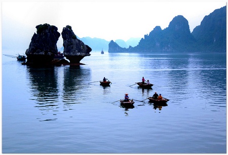 Travelling around Trong Mai Islet