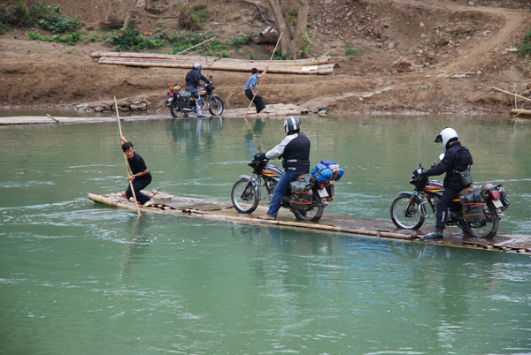 Discover daily life of Vietnamese