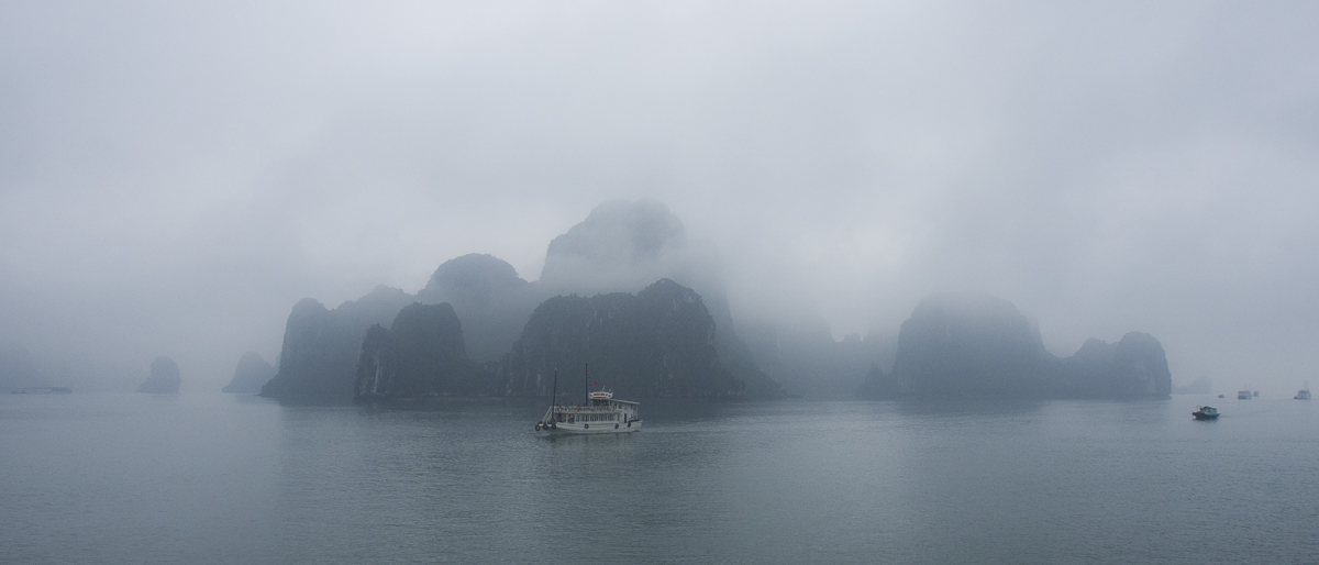 Travel to Halong in December