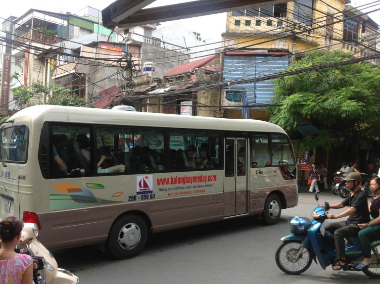 Halong bus