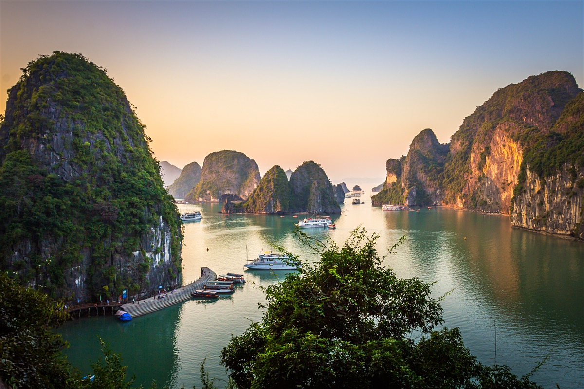 The cozy weather in Halong Bay