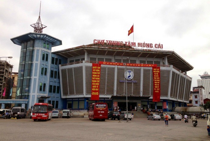 Mong Cai Market