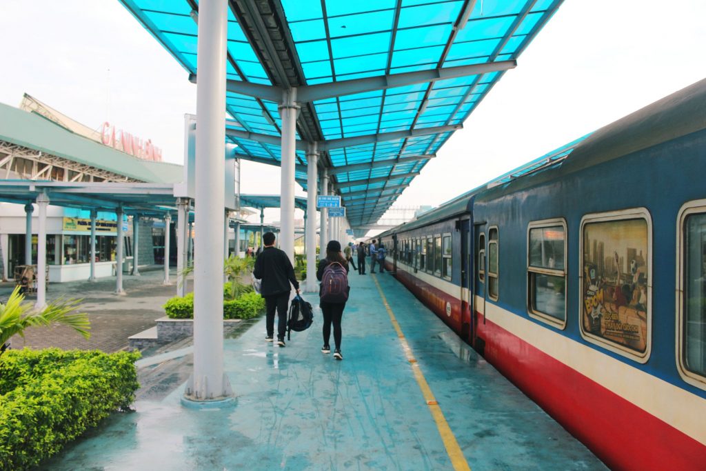 Train from Ninh Binh to Hanoi